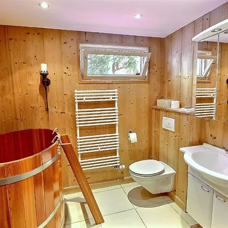 Holiday home Chalet Nirvana